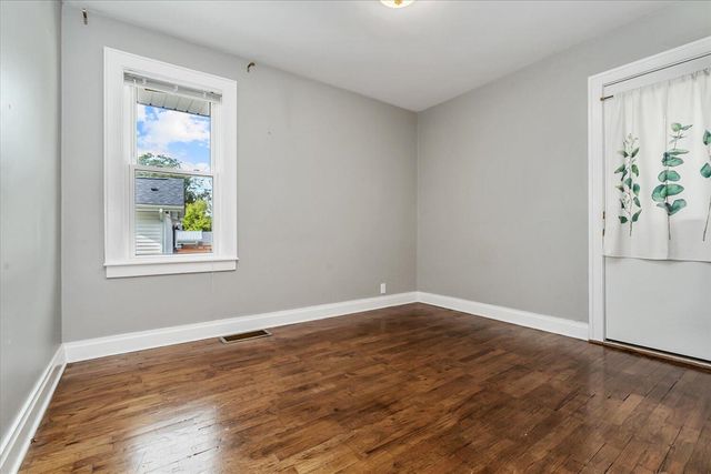 229 Parchmount Avenue, Kalamazoo, MI 49004