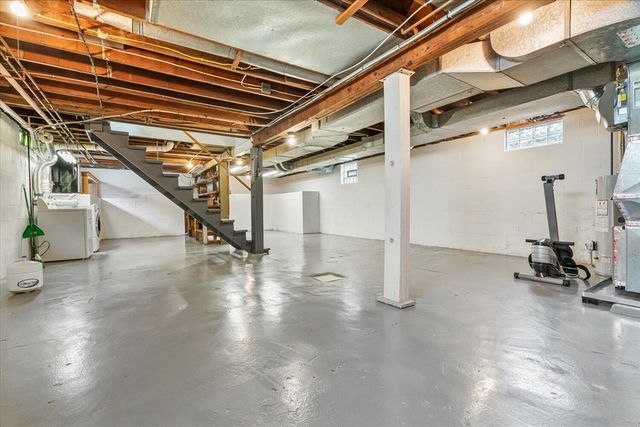 229 Parchmount Avenue, Kalamazoo, MI 49004