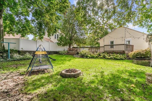 229 Parchmount Avenue, Kalamazoo, MI 49004