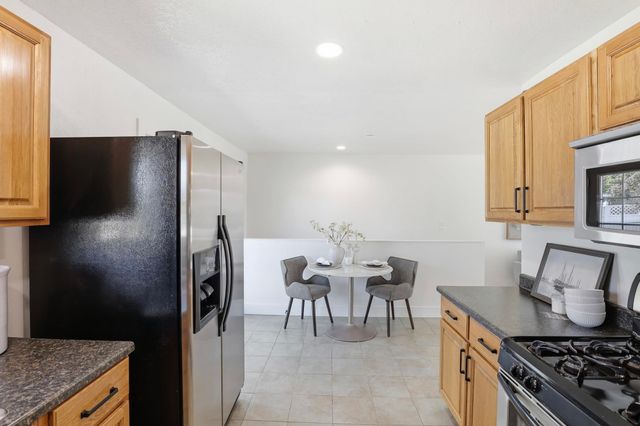 5828 N Birch Pl, Spokane, WA 99205