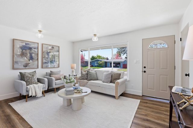 5828 N Birch Pl, Spokane, WA 99205