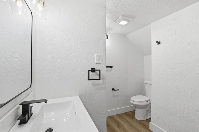5828 N Birch Pl, Spokane, WA 99205