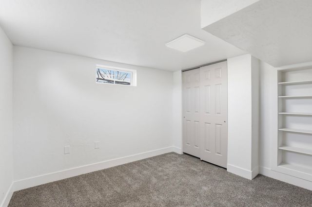 5828 N Birch Pl, Spokane, WA 99205
