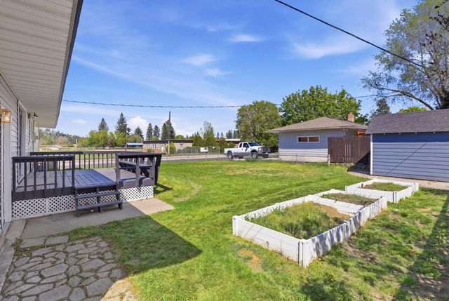 5828 N Birch Pl, Spokane, WA 99205