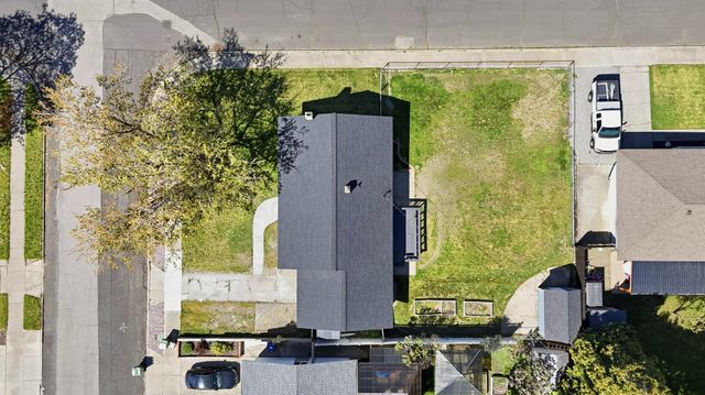 5828 N Birch Pl, Spokane, WA 99205