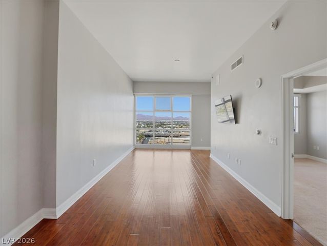 150 North Las Vegas Boulevard 1602, Las Vegas, NV 89101