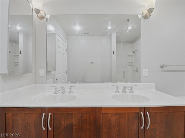 150 North Las Vegas Boulevard 1602, Las Vegas, NV 89101