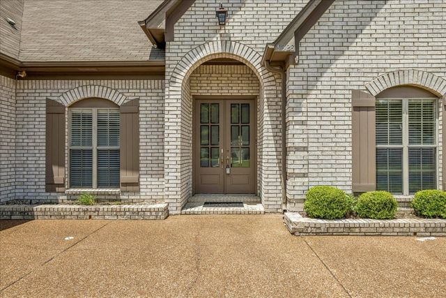 9328 OWL HILL DR, Lakeland, TN 38002