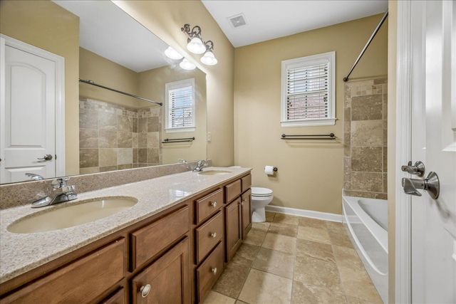 9328 OWL HILL DR, Lakeland, TN 38002