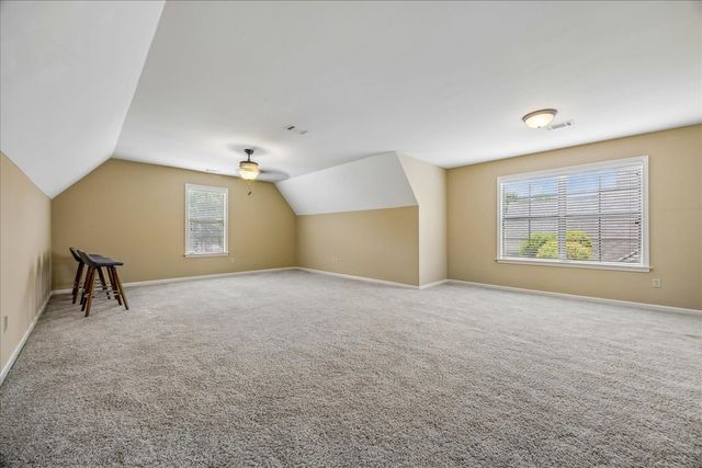 9328 OWL HILL DR, Lakeland, TN 38002