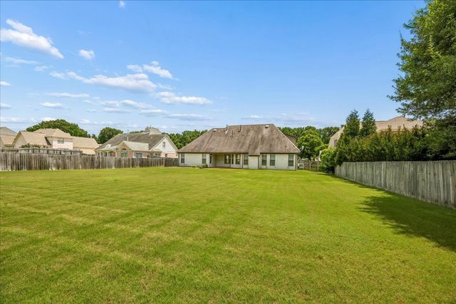 9328 OWL HILL DR, Lakeland, TN 38002