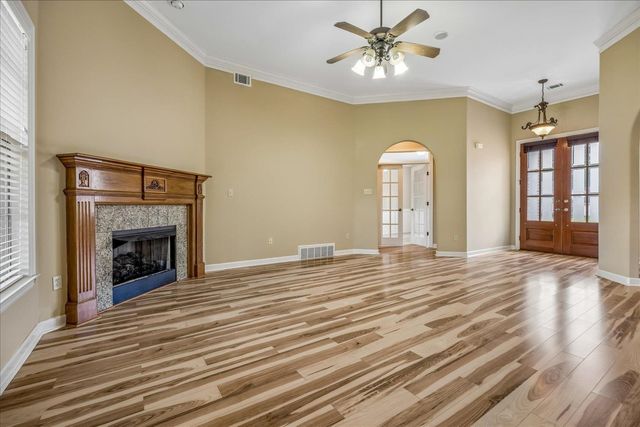 9328 OWL HILL DR, Lakeland, TN 38002