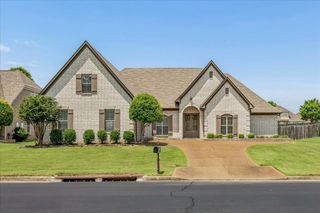 9328 OWL HILL DR, Lakeland, TN 38002