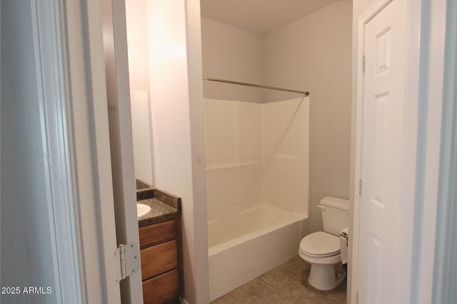 15237 S MOON VALLEY Road A, Arizona City, AZ 85123