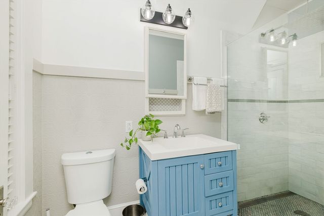 849 Union St, Rockland, MA 02370