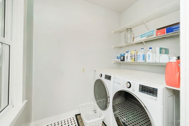 849 Union St, Rockland, MA 02370