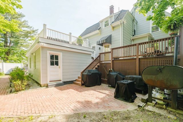 849 Union St, Rockland, MA 02370