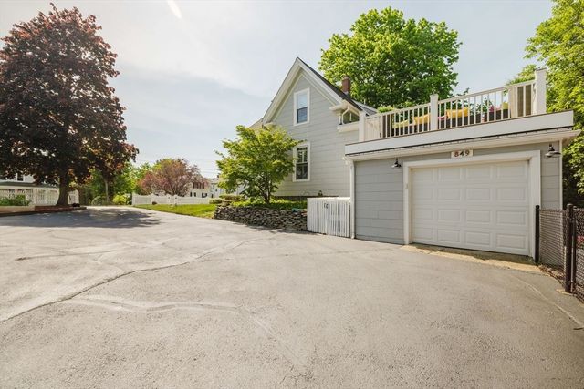 849 Union St, Rockland, MA 02370