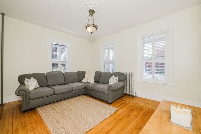 849 Union St, Rockland, MA 02370