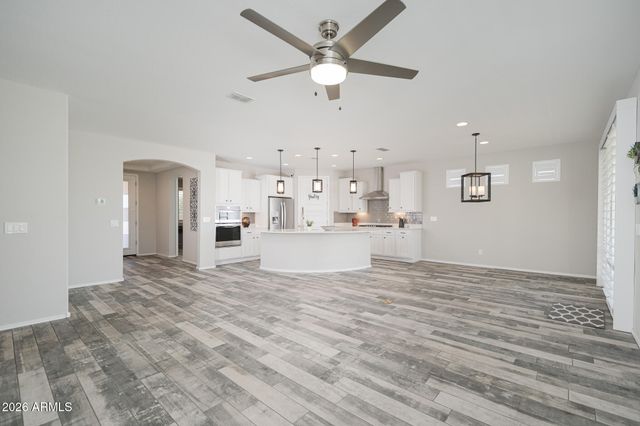 26840 W FIREHAWK Drive, Buckeye, AZ 85396