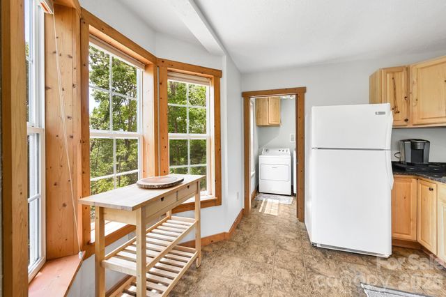491 High Top Drive, Fletcher, NC 28732