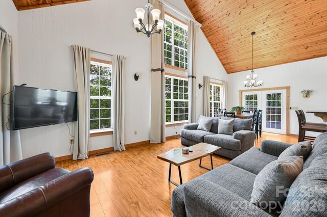 491 High Top Drive, Fletcher, NC 28732