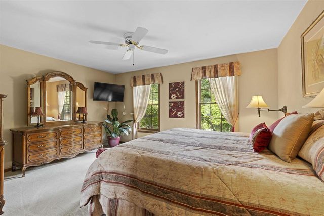 609 SCARLET OAK COURT, Appleton, WI 54915