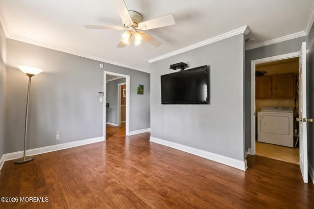 29 Highview Circle, Middletown, NJ 07748