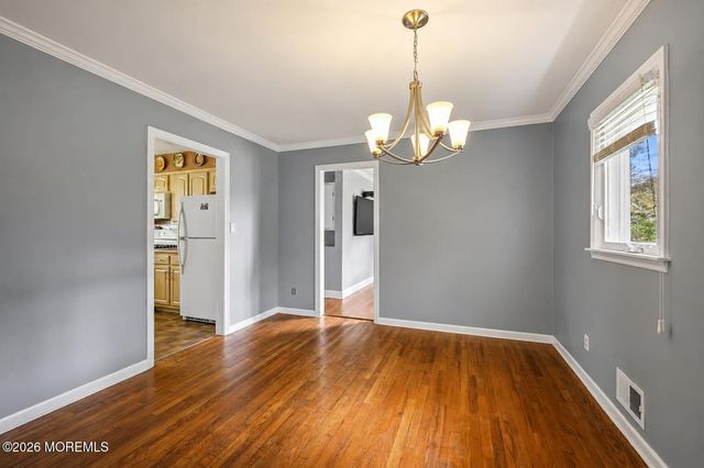 29 Highview Circle, Middletown, NJ 07748