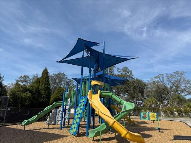 517 BROXBURN AVENUE, Temple Terrace, FL 33617