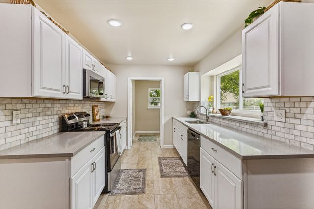 3116 Woodlark Drive, Fort Worth, TX 76123