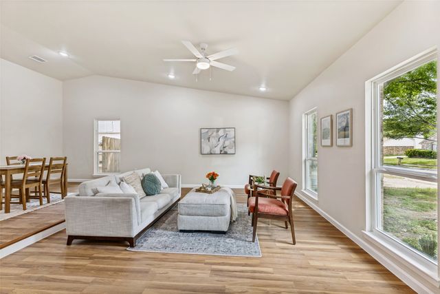 3116 Woodlark Drive, Fort Worth, TX 76123