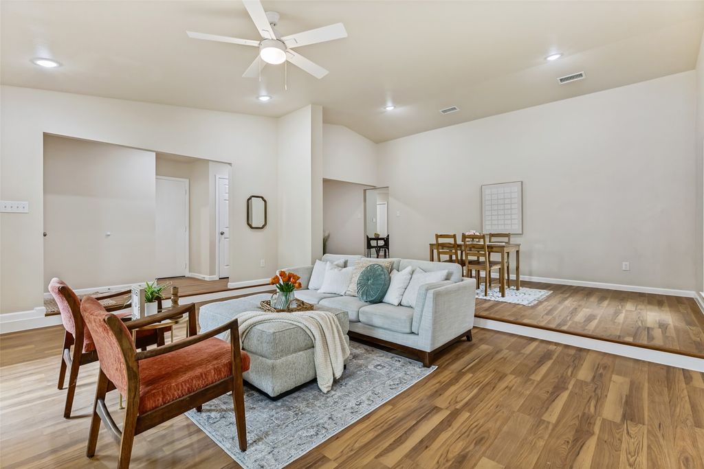 3116 Woodlark Drive, Fort Worth, TX 76123