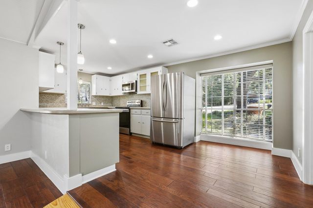10903 Mellow LN, Austin, TX 78759