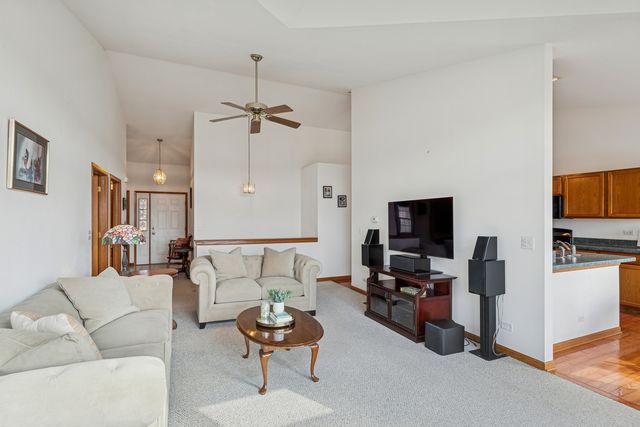 2778 N Augusta Drive, Wadsworth, IL 60083