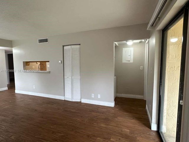 3400 Foxcroft Rd 115 115, Miramar, FL 33025