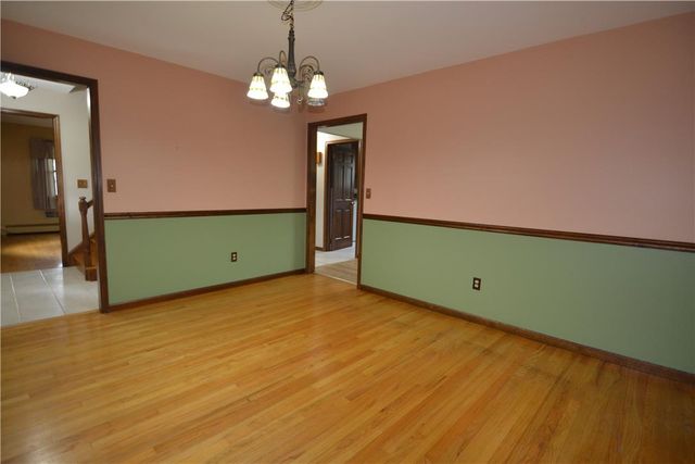 634 Gladys Drive, Bushkill Twp, PA 18064