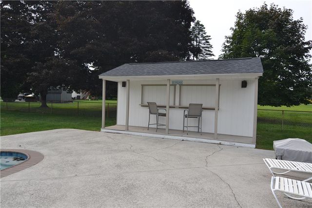 634 Gladys Drive, Bushkill Twp, PA 18064