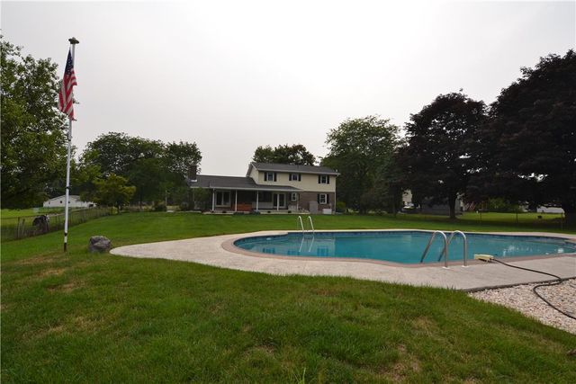 634 Gladys Drive, Bushkill Twp, PA 18064