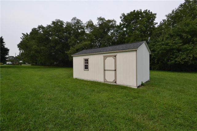 634 Gladys Drive, Bushkill Twp, PA 18064