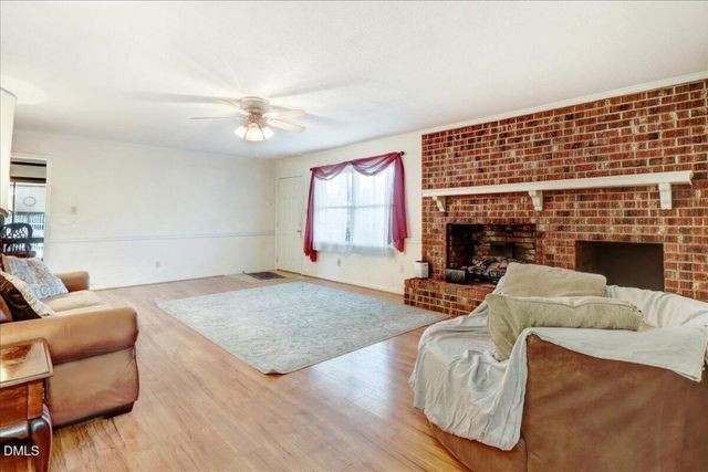 5020 S Carolina 96, Four Oaks, NC 27524