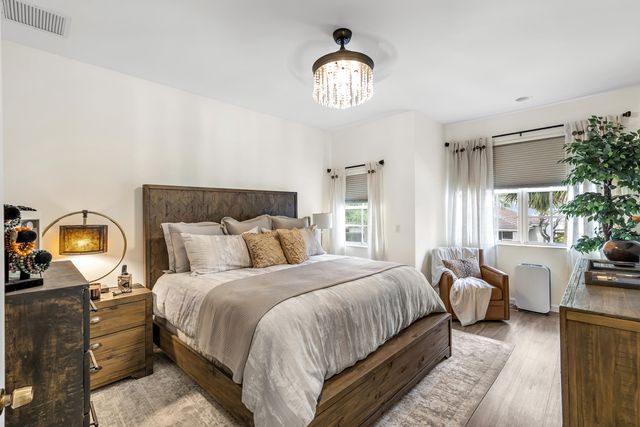 6407 Bella Circle 403, Boynton Beach, FL 33437