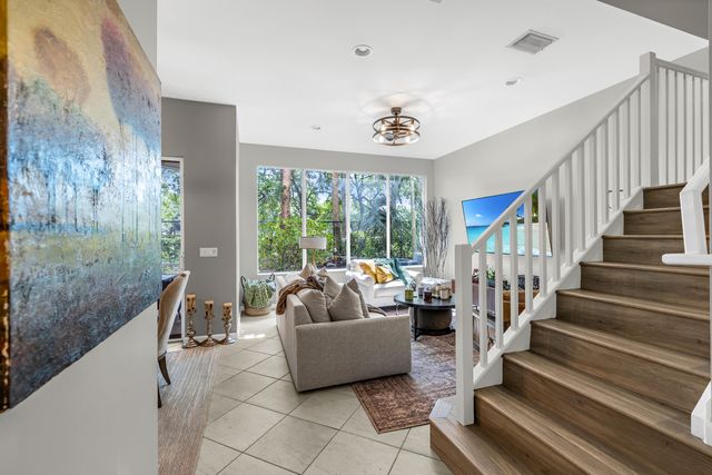 6407 Bella Circle 403, Boynton Beach, FL 33437