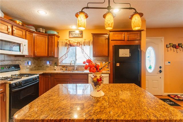 1530 6th Avenue, Freedom, PA 15042