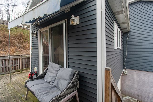 1530 6th Avenue, Freedom, PA 15042