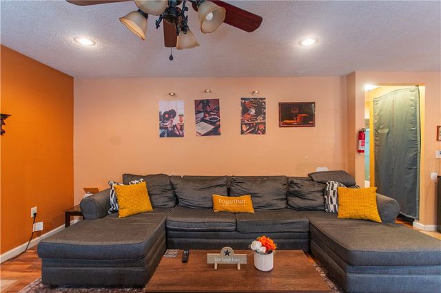 1530 6th Avenue, Freedom, PA 15042