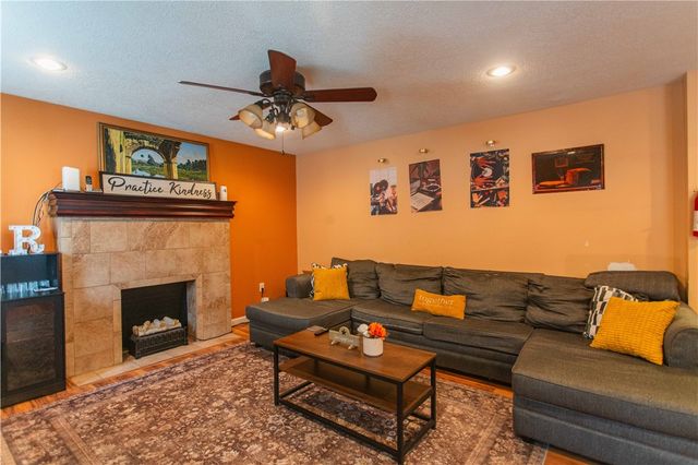 1530 6th Avenue, Freedom, PA 15042