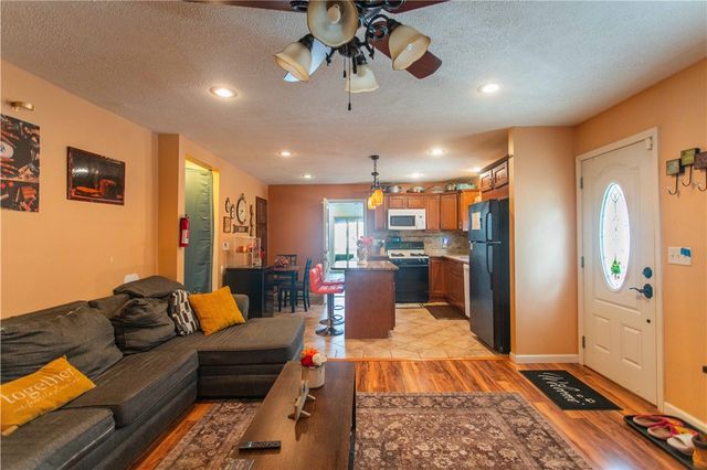 1530 6th Avenue, Freedom, PA 15042