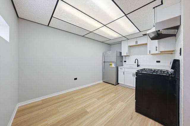 3127 Bernice Road 5, Lansing, IL 60438