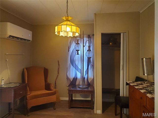 9966 South Road, Fairview Heights, IL 62208